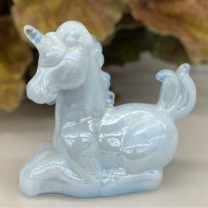 Vintage Boyd Art Glass Lucky Unicorn Figurine Blue